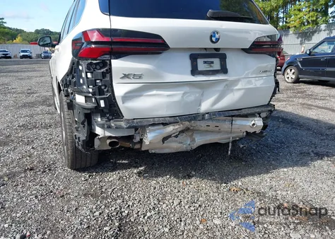 2024 BMW X5 xDrive40I z USA, uszkodzony, nr VIN 5UX23EU04R9V39929